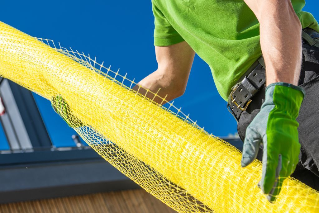 Trzymanie siatki zabezpieczającej